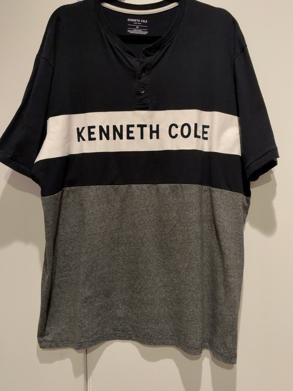 Kenneth Cole New York Men's 2X Colorblock Henley T-Shirt